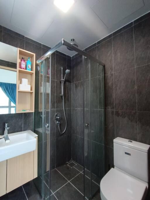 Lx 39A Balcony Klcc View 1 Bedroom Infinity Pool كوالالمبور المظهر الخارجي الصورة